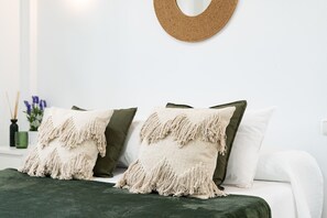 4 chambres, fer et planche à repasser, Wi-Fi gratuit, draps fournis