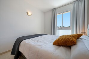 2 chambres, Wi-Fi gratuit, draps fournis