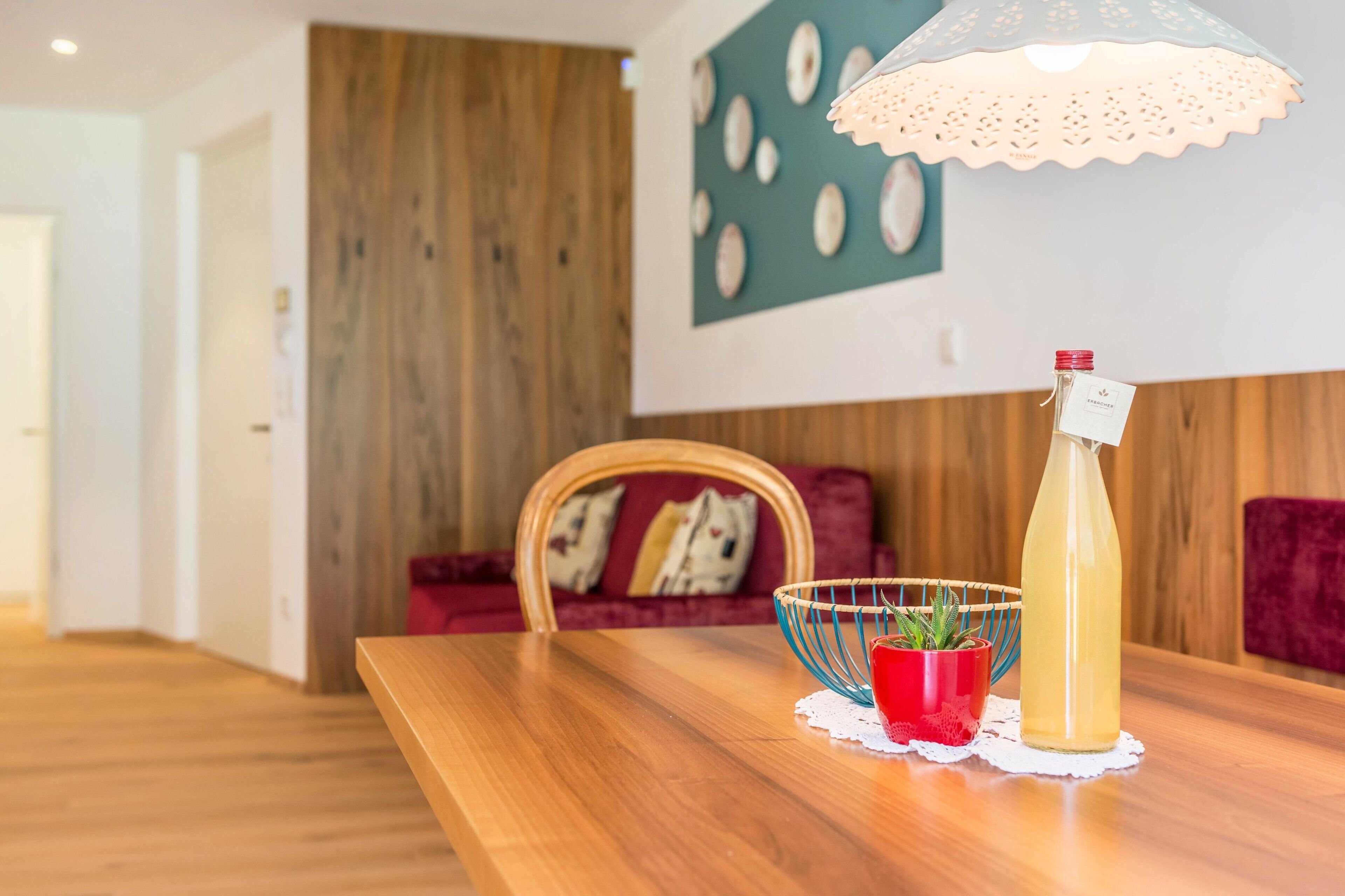 Apartment "Erbacher - Renate's Gründer Suite" With Mountain View, Shared Pool & Sauna - Bolzano