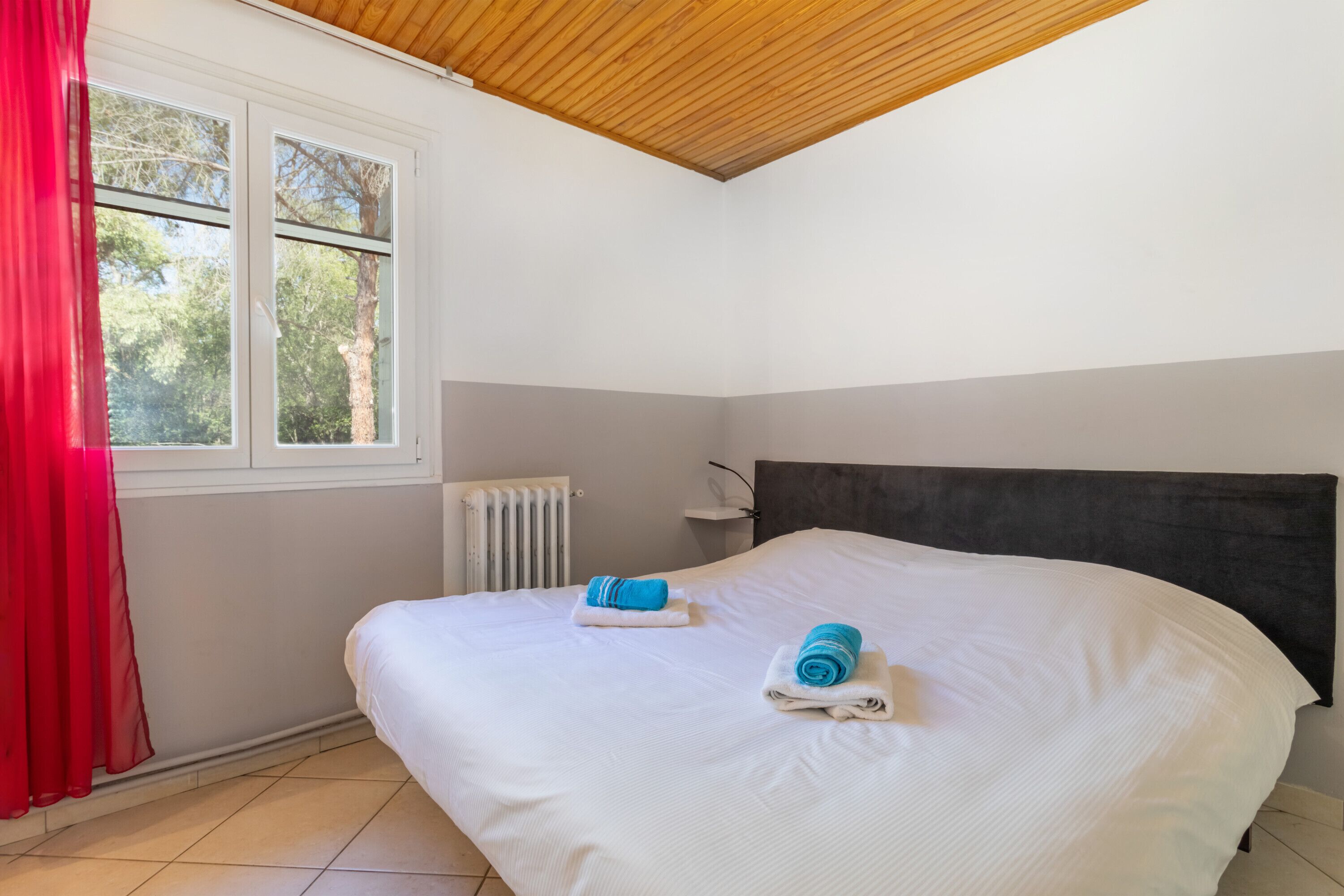 1 Schlafzimmer, Bügeleisen/Bügelbrett, Bettwäsche