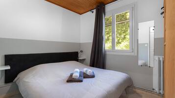 1 Schlafzimmer, Bügeleisen/Bügelbrett, Bettwäsche