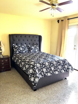 2 Schlafzimmer, Bügeleisen/Bügelbrett, kostenloses WLAN, Bettwäsche