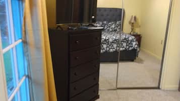 2 habitaciones, tabla de planchar con plancha y wifi gratis