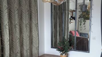 2 chambres, fer et planche Ă repasser, lit parapluie, Wi-Fi gratuit