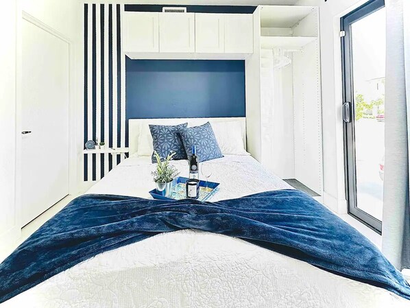 1 غرفة نوم ومكواة/لوح كي وواي فاي مجانًا وملاءات أسرّة