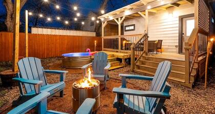 Pool, Firepit, Backyard near Riverwalk San Antonio