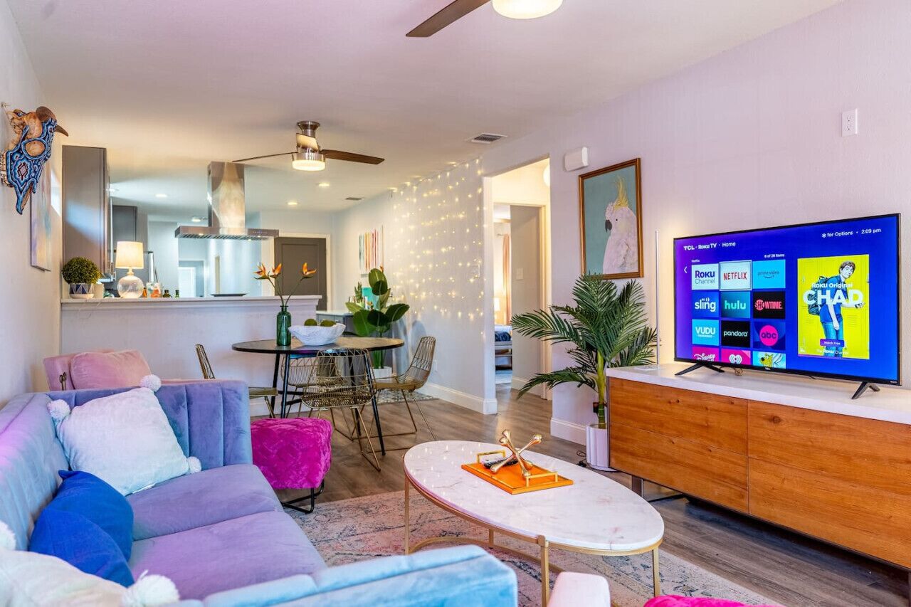 Smart TV, fireplace, video games