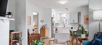 Buckroe Beach House ~ Walk to Beach / Only 3 Blocks! Close to VA Hospital!