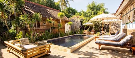 Piscine extérieure