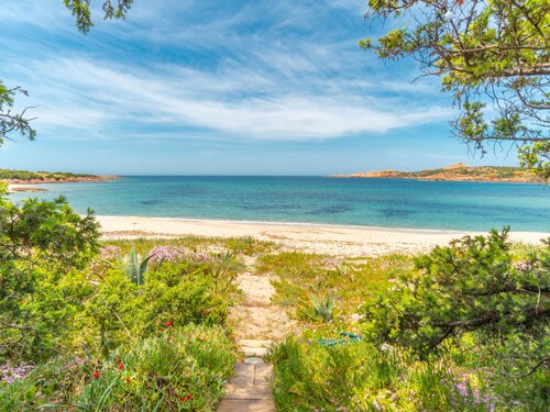 Cala Rossa 1505 by Interhome