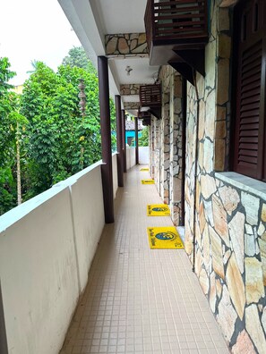 Triple Room | Free WiFi - Carpe Diem (Cairu)