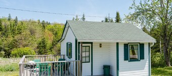 Orchard Cabin #4 - Hubbards Beach