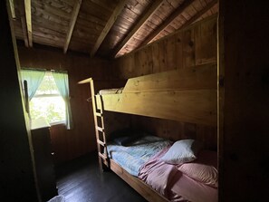 3 bedrooms, WiFi