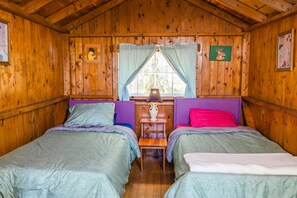 2 bedrooms, WiFi - Beach Cottage - Oak Hollow - Hubbards Beach (Hubbards)
