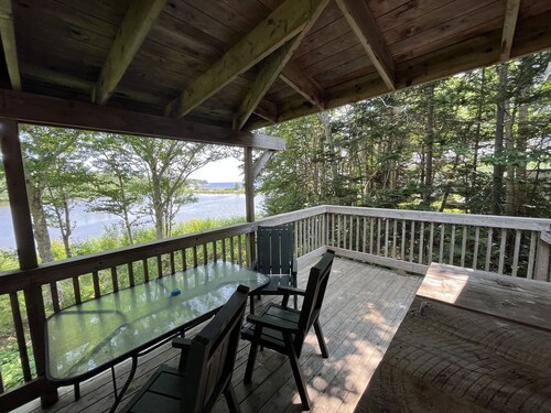 Beach Cottage - Yellow Birches - Hubbards Beach
