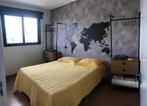 2 室のベッドルーム、アイロン / アイロン台、WiFi、ベッドシーツ