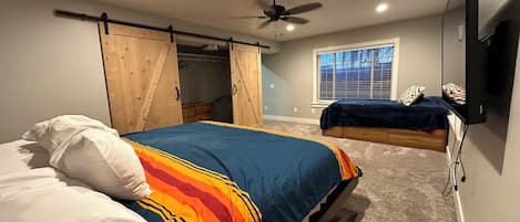 2 bedrooms, WiFi, bed sheets