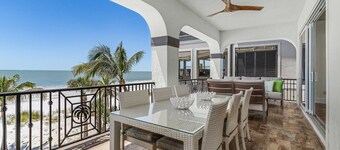 3132 Beachfront 5BR: Heated Pool, Spa, Elevator, Views