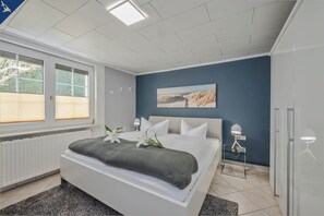 1 Schlafzimmer, Schreibtisch, WLAN
