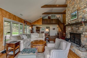 TV, fireplace - Lakes View at Hound Ears - condo overlooking lakes, mountain (Boone)