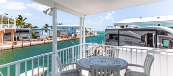 Sunny Hideaway - Venture Out Unit 276