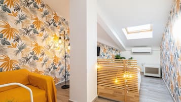 2 slaapkamers, een strijkplank/strijkijzer, reisbedje, wifi