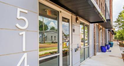 Centre Court at 514 by Apex Short Term Stays