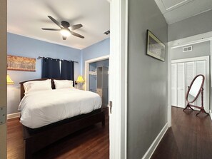 1 chambre, fer et planche Ă repasser, Wi-Fi, draps fournis