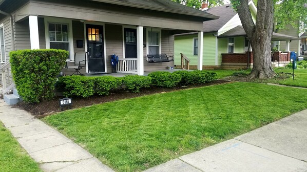 Exterior - Broad Ripple 1 Bedroom  (Indianapolis)