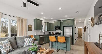 Cozy apartment located a short drive north of Conway, AR!