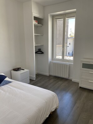 1 bedroom, WiFi, bed sheets