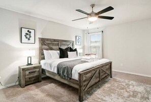 3 Schlafzimmer, Bügeleisen/Bügelbrett, Reisekinderbett, kostenloses WLAN