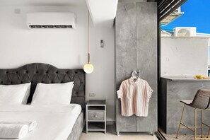 Apartment | Free WiFi, bed sheets