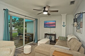 Smart TV, video games