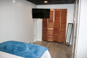 1 bedroom, free WiFi, bed sheets