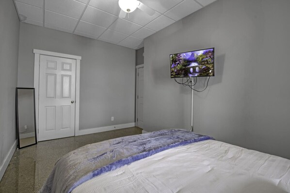 2 habitaciones, wifi gratis y ropa de cama 