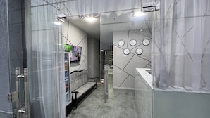 Front of property - FRIENDS HOSTEL (Tashkent)
