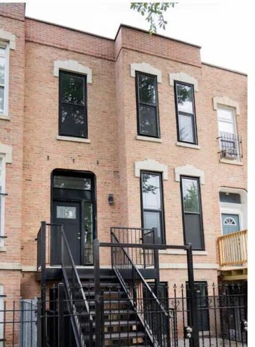 MODERN HOME: 4BD & 3 FULL BATHS, WFH Setup, Public Transit, 15 Mins to Downtown!