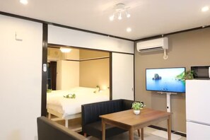 Basic Apartment | Living area - Shin-Osaka Grand Heights 101 (Osaka)