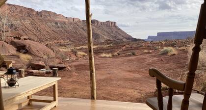 Moab Glamping Luxury Private Tent for 2