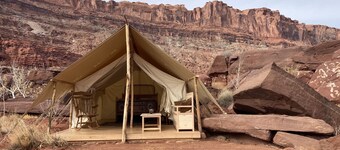 Moab Glamping Luxury Private Tent for 2