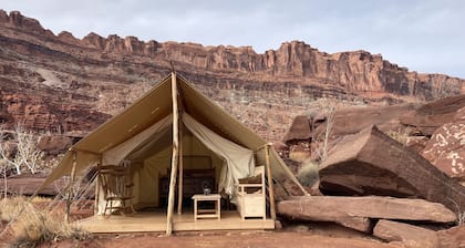 Moab Glamping Luxury Private Tent for 2