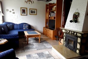 Smart TV, fireplace, stereo - Holiday home Country House Kathy (Michelstadt-Vielbrunn)