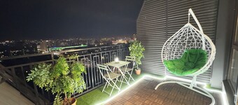 Mountain view, city view, nice terrace, 5 min walking from malls, security 24/7