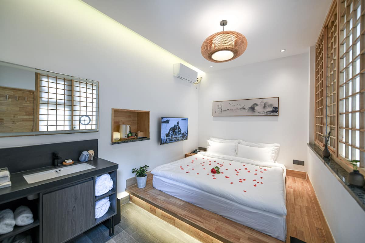 Economy Double Room