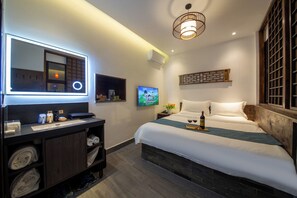 Signature Double Room | Soundproofing, free WiFi - Elsewhere Hotel Inn Ancient City Center Branch (Jinzhong)