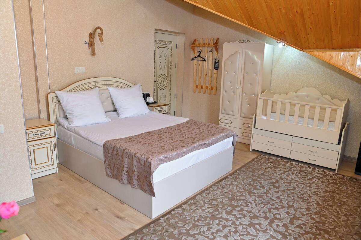 Suite Mewah | 1 kamar tidur, tirai kedap cahaya, kedap suara, dan setrika/meja setrika