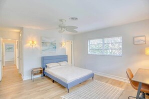 3 bedrooms, iron/ironing board, travel crib, free WiFi