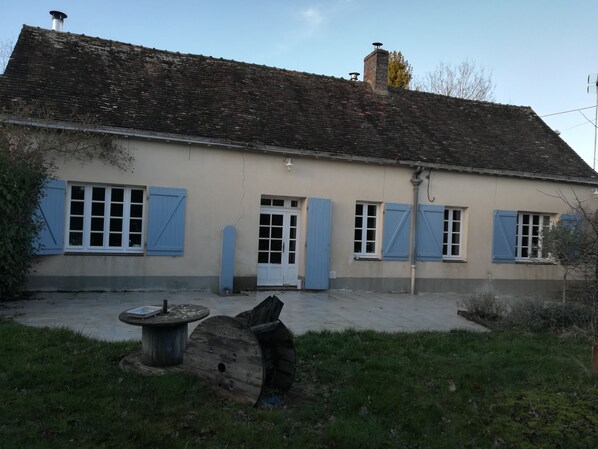 Exterior - Maison, à 30 Minutes du Circuit des 24h (Pruillé-l'Éguillé)