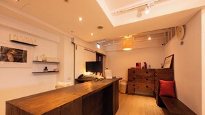 Unclassified image, 4 of 15, button - Cattail pocket Inn (Taipei)